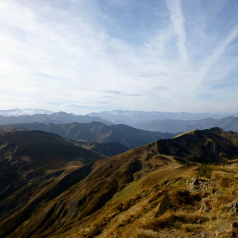 Vue depuis le Pic de la Calabasse en direction du massif de la Maladeta (Aneto)