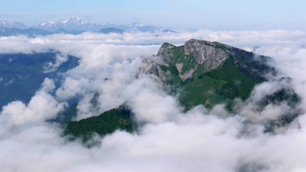 Mer de nuage en haut du Cagire