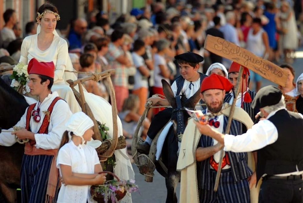 Les Balaguerous au défilé 2016 d'Autrefois le Couserans